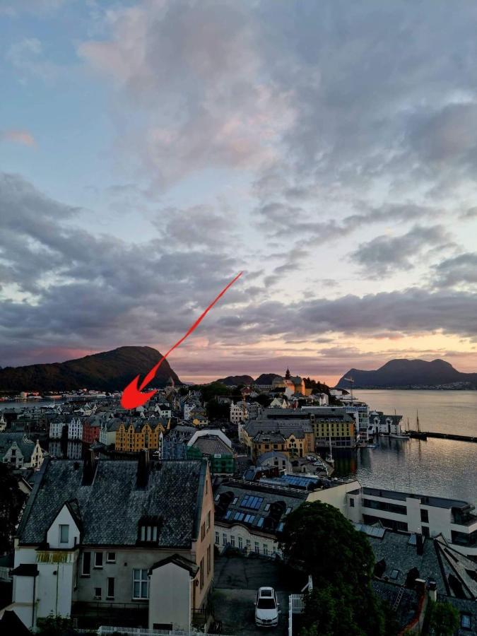 Eco Apartament W Ålesund Zewnętrze zdjęcie